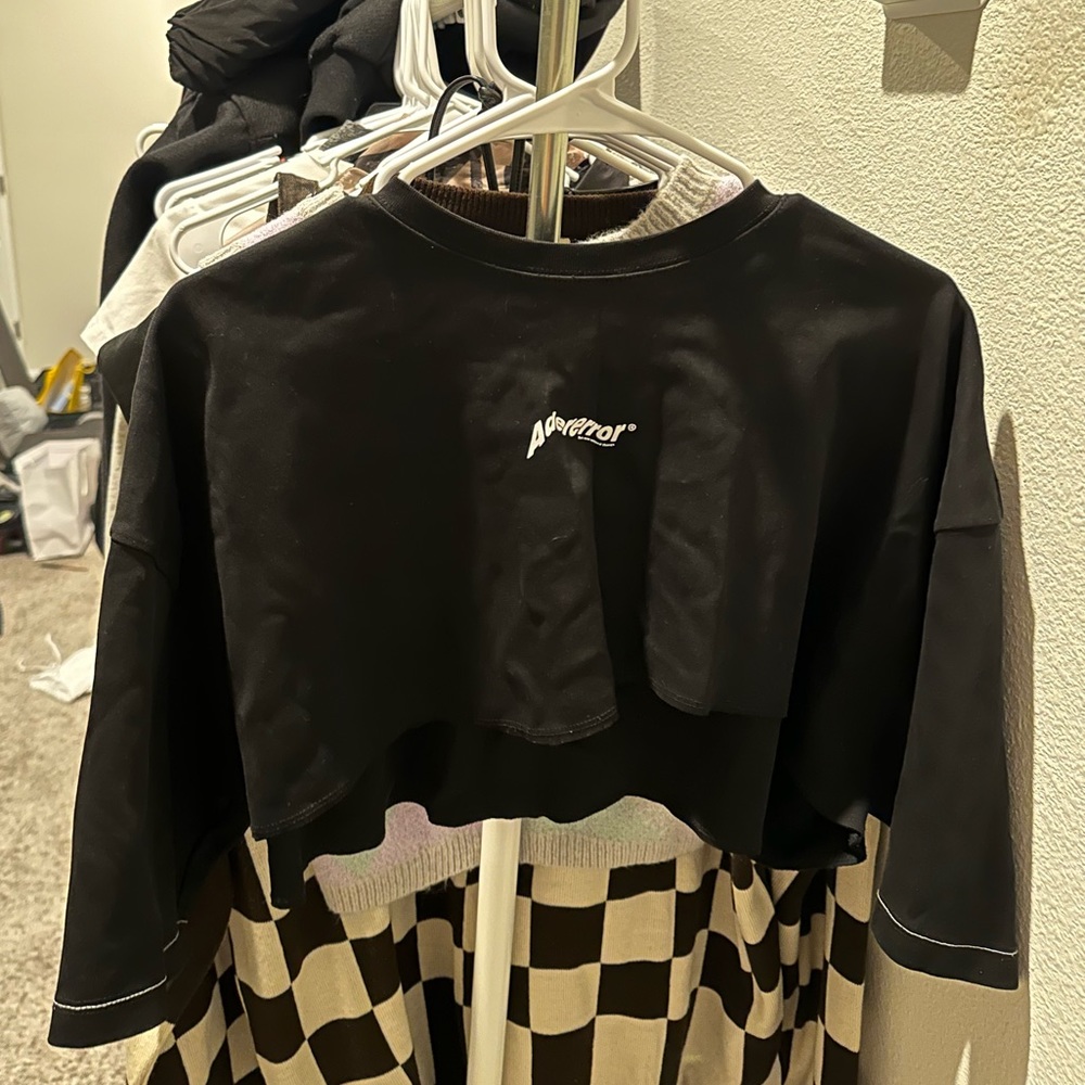 Ader Error Crop